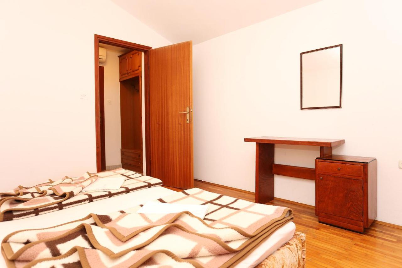 Triple Room Trpanj 258A Exterior photo